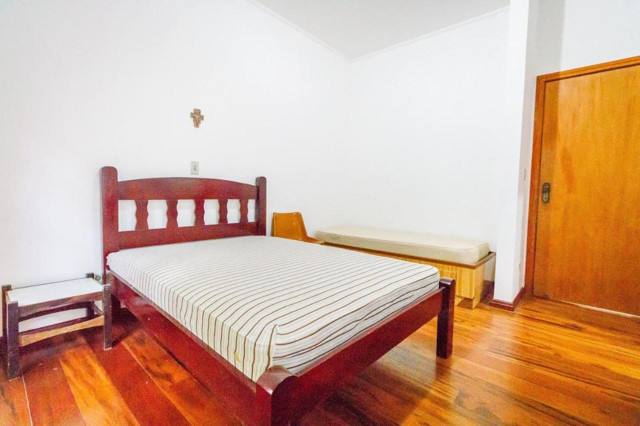 Casa de férias Mansao Com 8 Suites, Ate 24 Pessoas Campos do Jordão